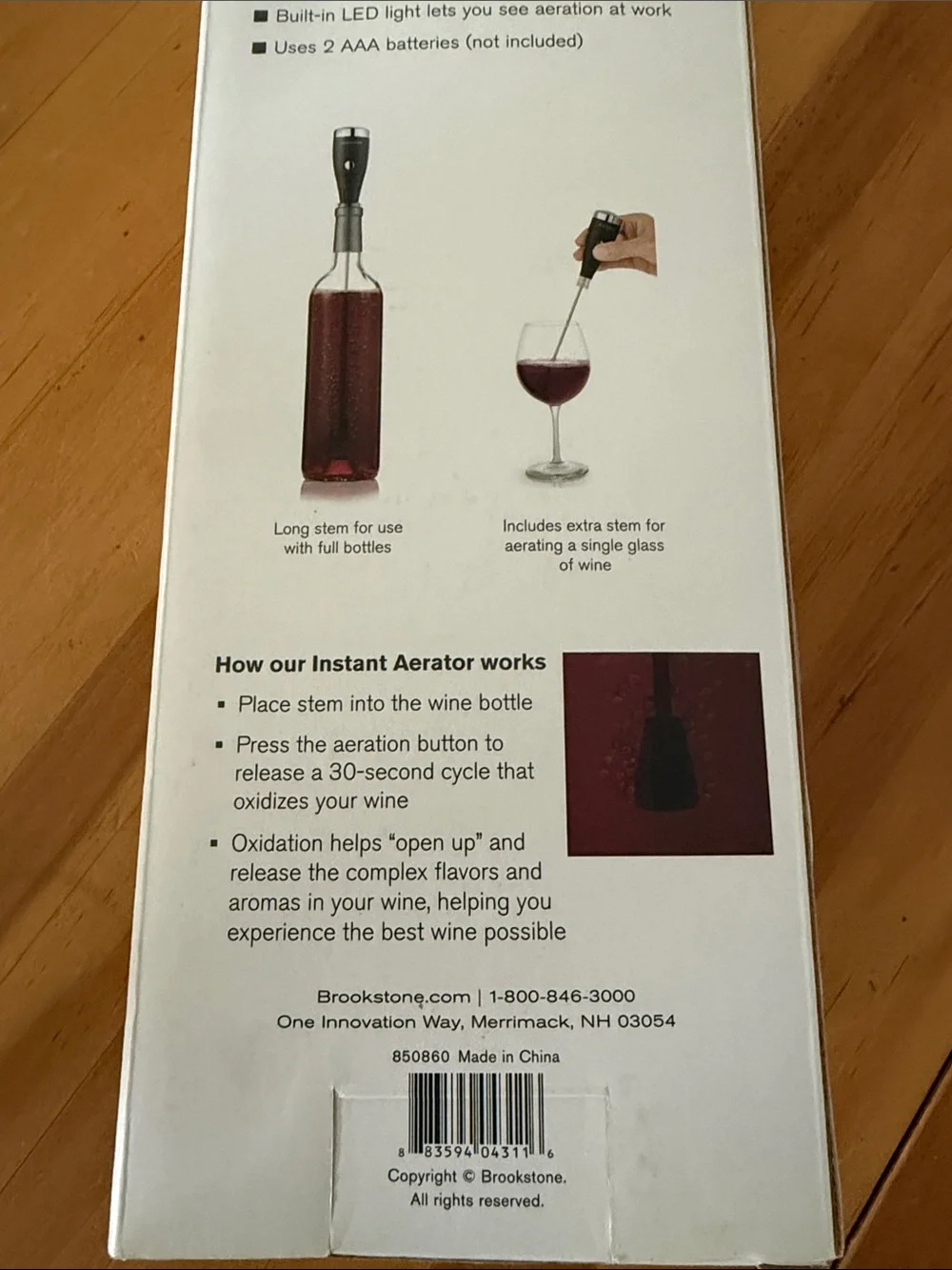 NWT Brookstone Aero Full Bottle Wine Aerator, use for bottle or by the glass